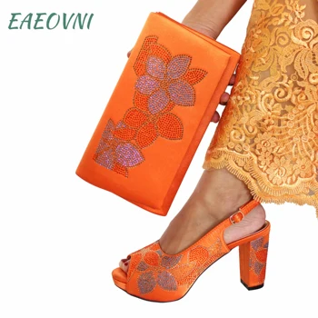 Горещи продажба оранжев цвят меки високи токчета жени сандали и мода ръчна чанта за възрастни дами парти помпа