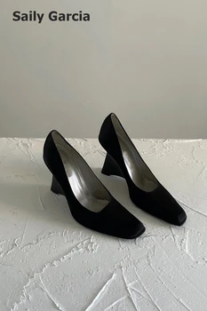 естествена кожа черно секси странни високи токчета помпи 2023 лято нов луксозен кадифе парти сандали квадратни пръсти плитки дамски обувки