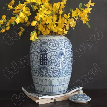 Модерен стил керамични вази Синьо-бяла ваза Ръчно рисувана декорация Саксия за цветя Домакинство Европейски стил Дизайн Занаяти Вази